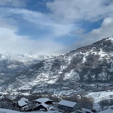 In In Out Location Veysonnaz