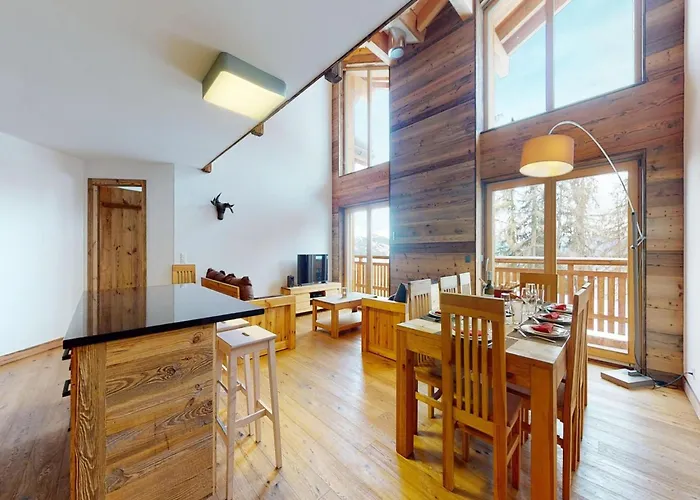 In In Out Location * Veysonnaz