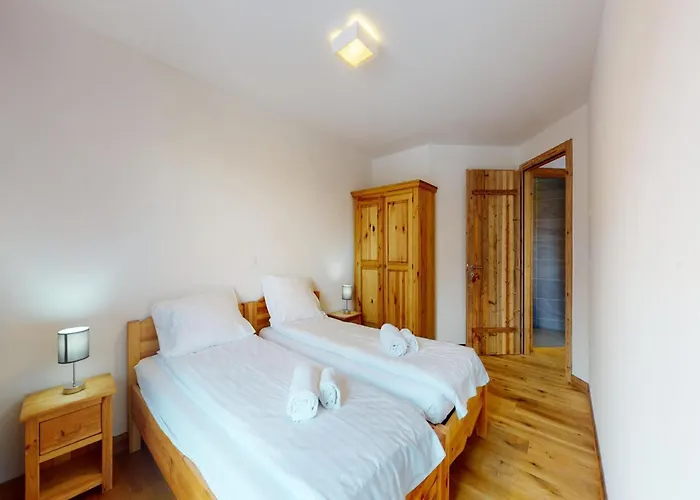 In In Out Location Veysonnaz